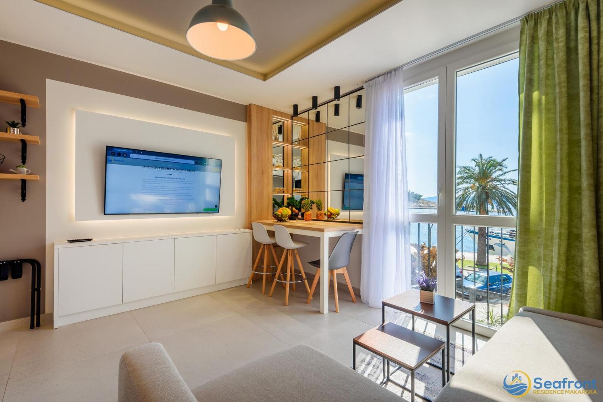 Apartment Seafront Makarska